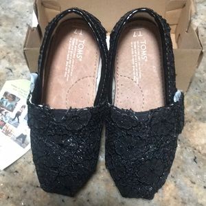 Classic black crochet glitter tiny size